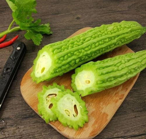瓜田里吃瓜的cha,品味夏日清凉时光