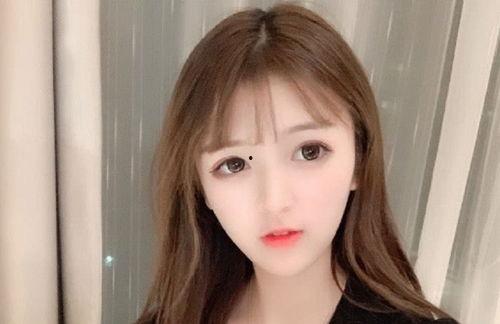 网红允恩